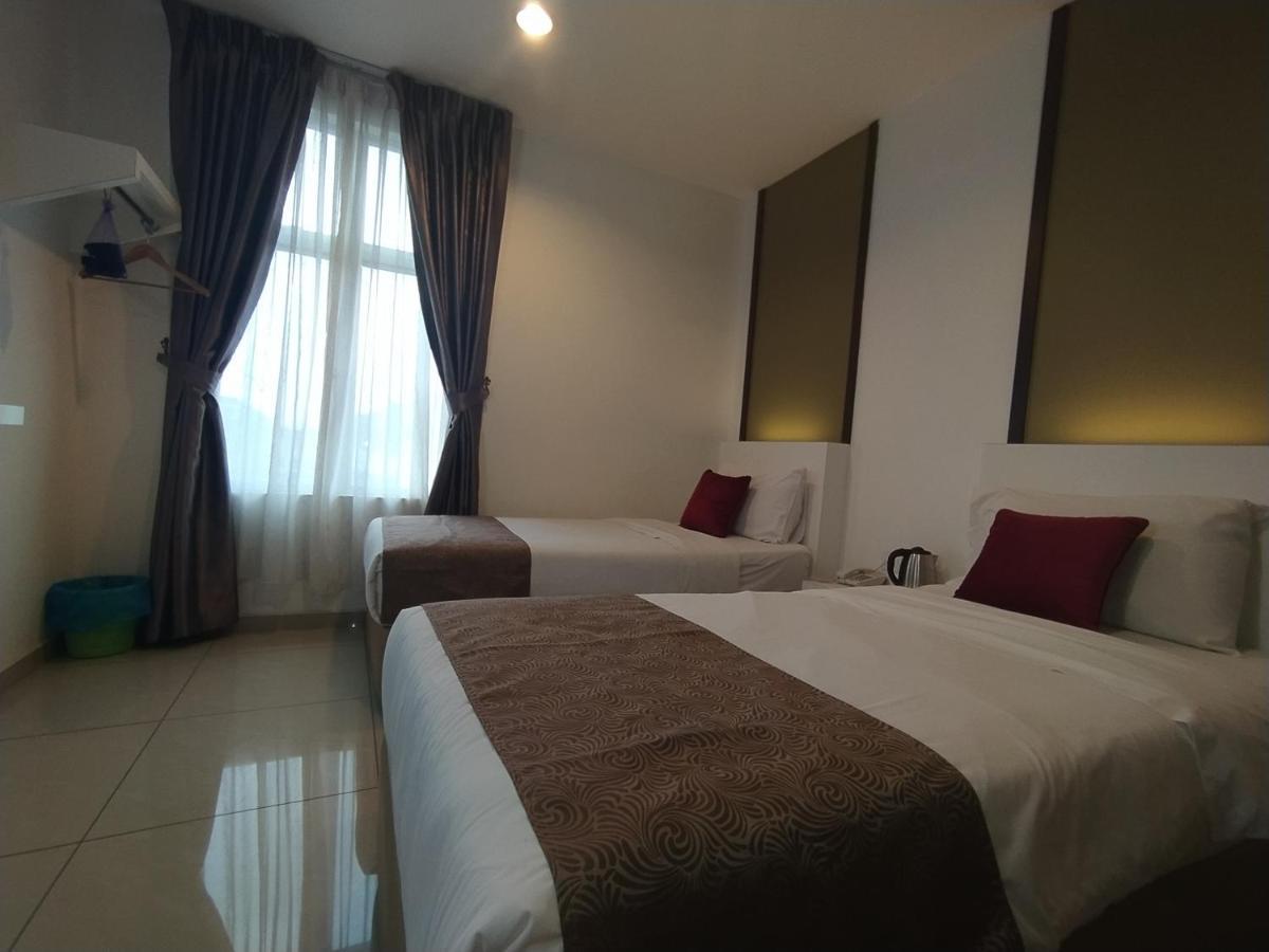 เครสเซนโด บูติก โฮเทล Hotel Hock Lam Village ภายนอก รูปภาพ