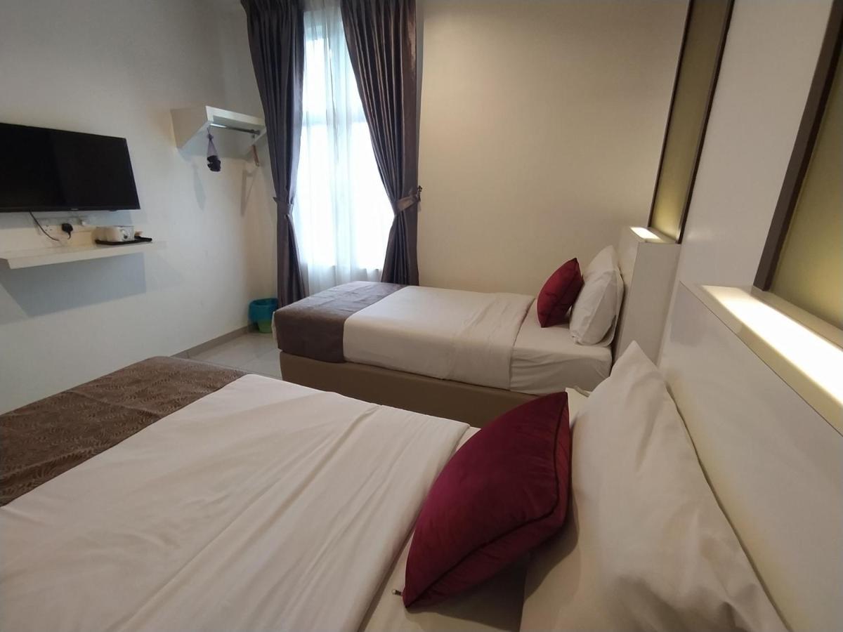 เครสเซนโด บูติก โฮเทล Hotel Hock Lam Village ภายนอก รูปภาพ