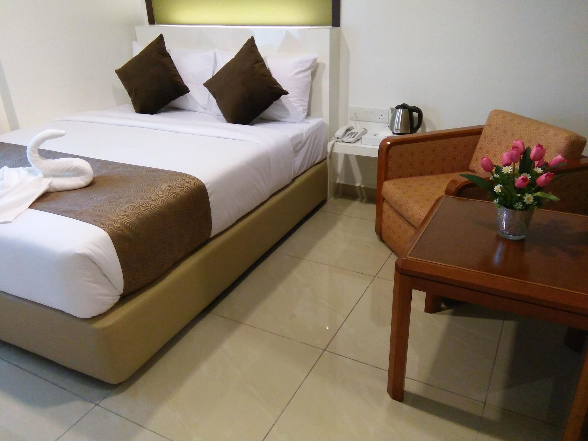 เครสเซนโด บูติก โฮเทล Hotel Hock Lam Village ภายนอก รูปภาพ